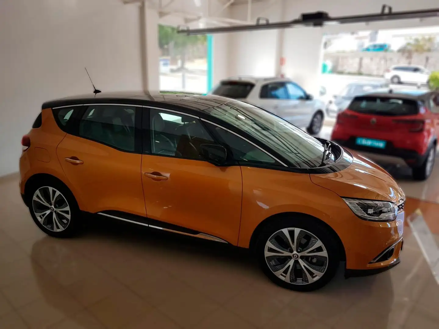 Renault Scenic Zen TCe 103kW (140CV) GPF Amarillo - 2