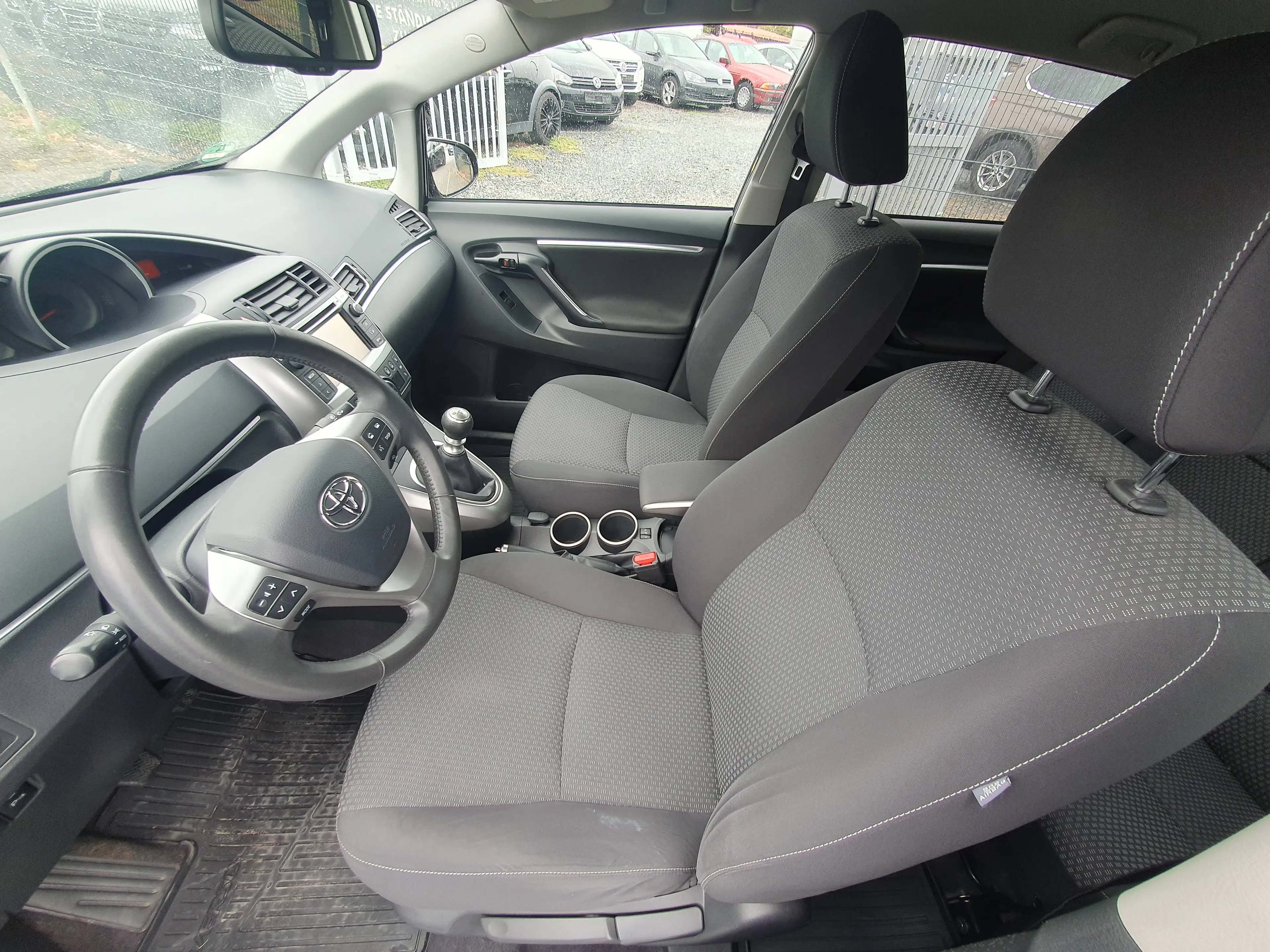 Toyota Verso Life — photo 12