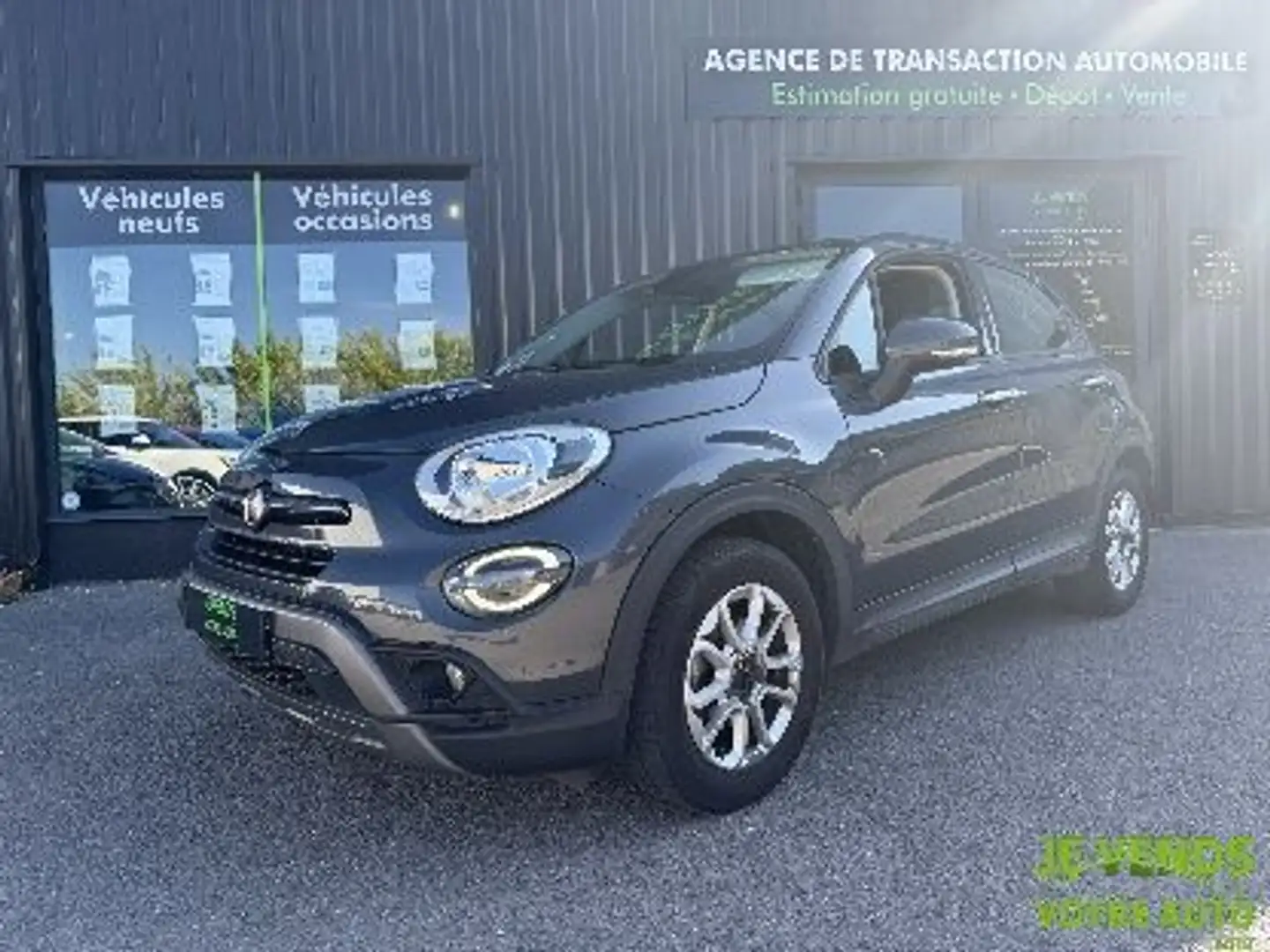 Fiat 500X Phase 2 1.0 T3 4&#215;2 120 cv City Cross Grau - 2