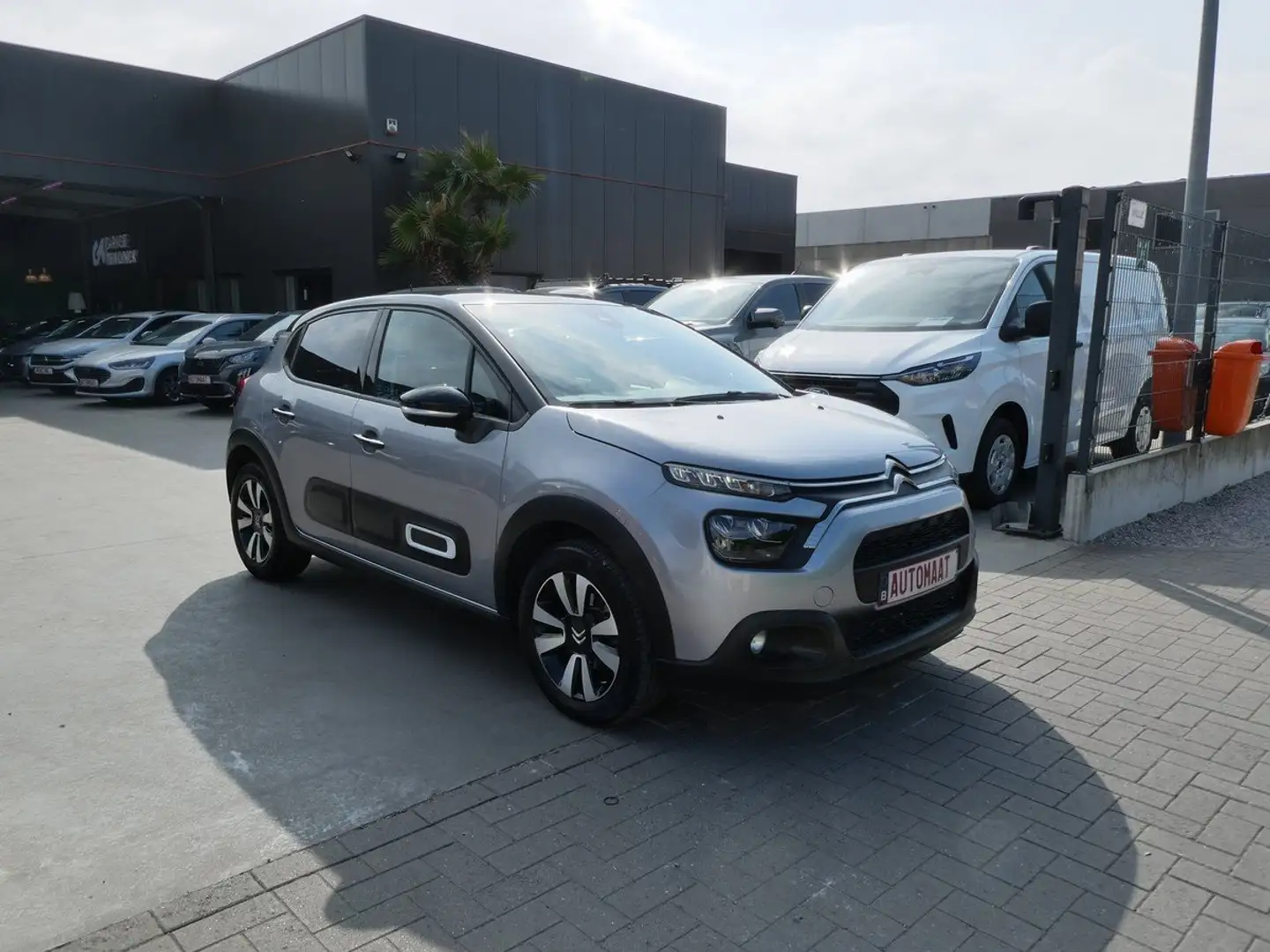 Citroen C3 1.2i 110pk Automaat 5d Business Luxe Camera(35196) Grijs - 2