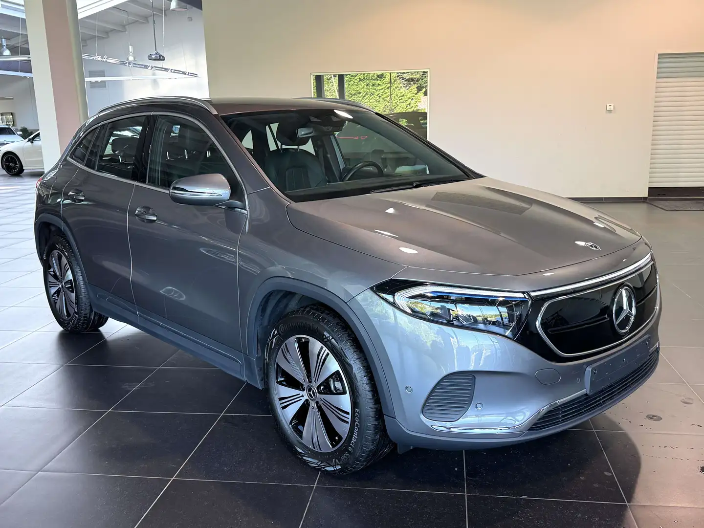 Mercedes-Benz EQA 250 Progressive, Mbux, Camera, DAB, Dodehoek Assist Gris - 2