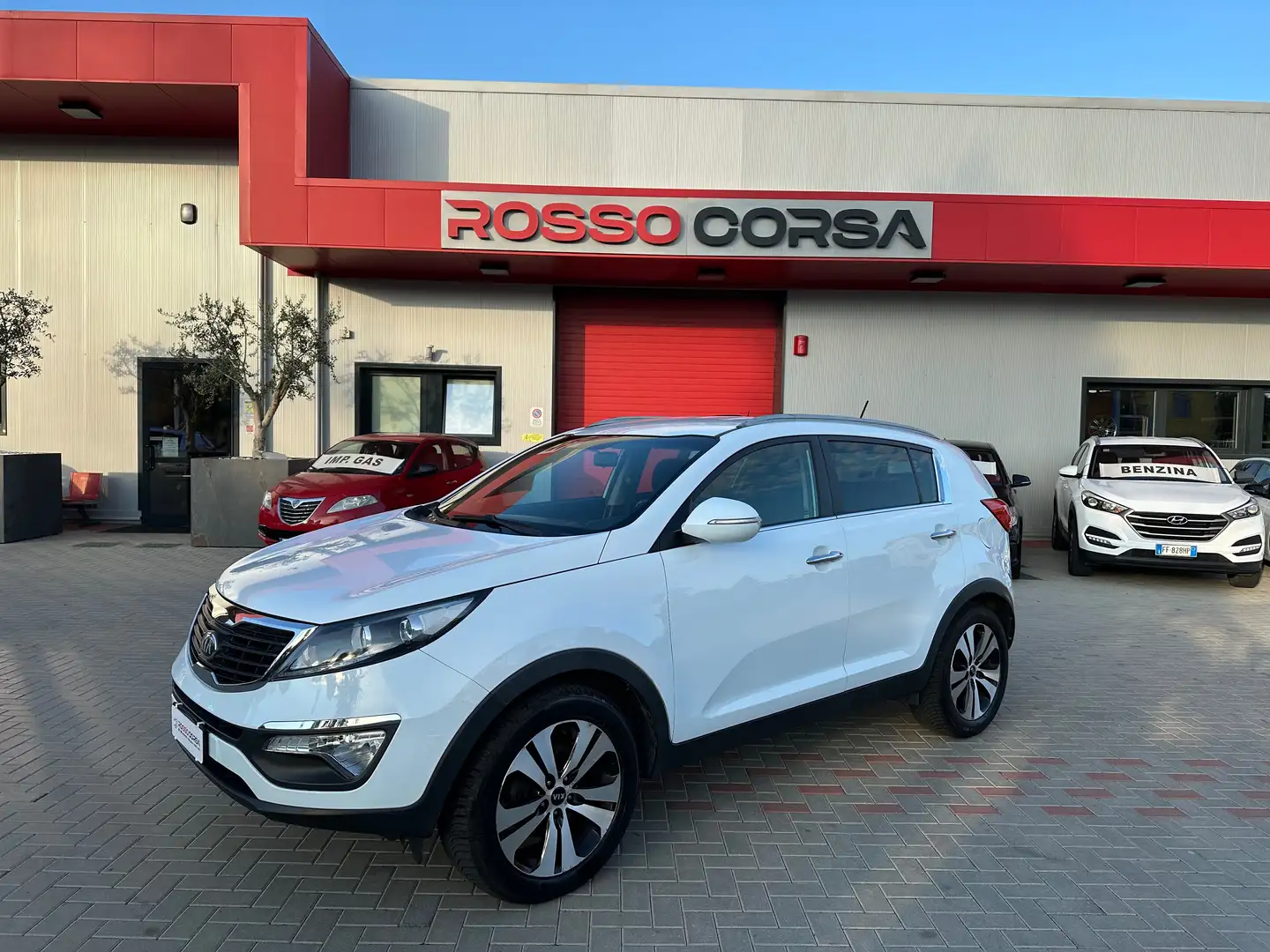 Kia Sportage 1.7 crdi Cool 2wd UNIPRO Blanc - 1