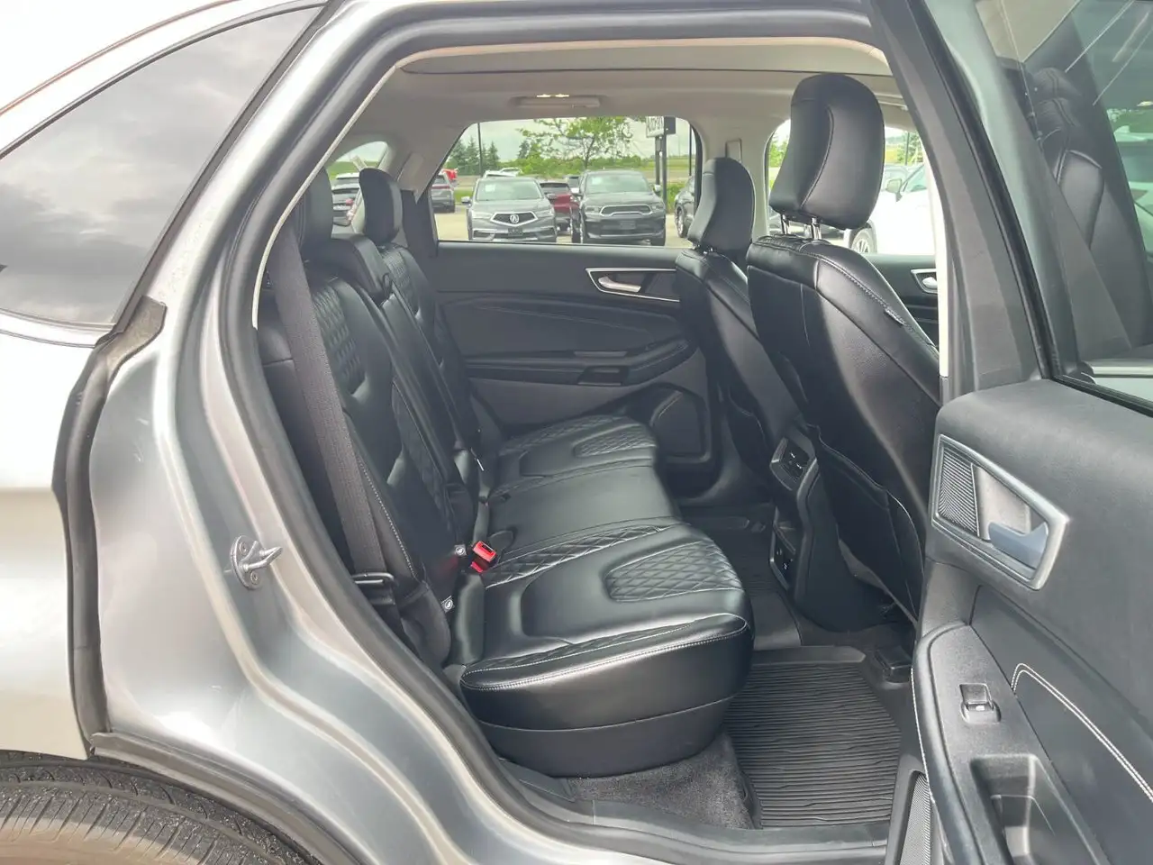Ford Edge снимка Ford Edge