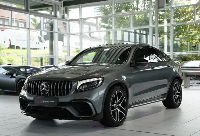 Mercedes-Benz GLC view 5
