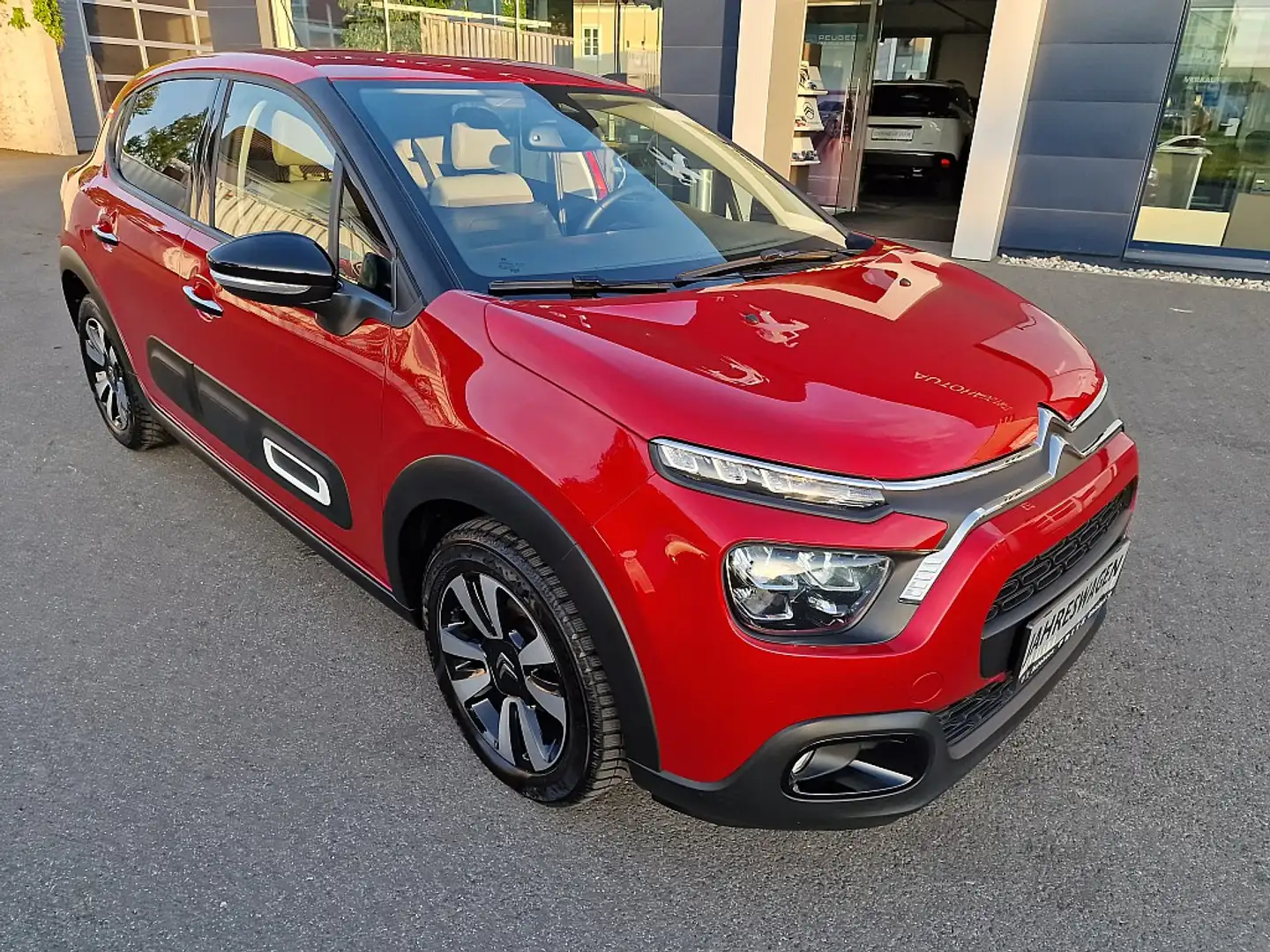 Citroen C3 PureTech 110 S&S 6-Gang-Manuell Max "inkl. Wint... Rot - 1