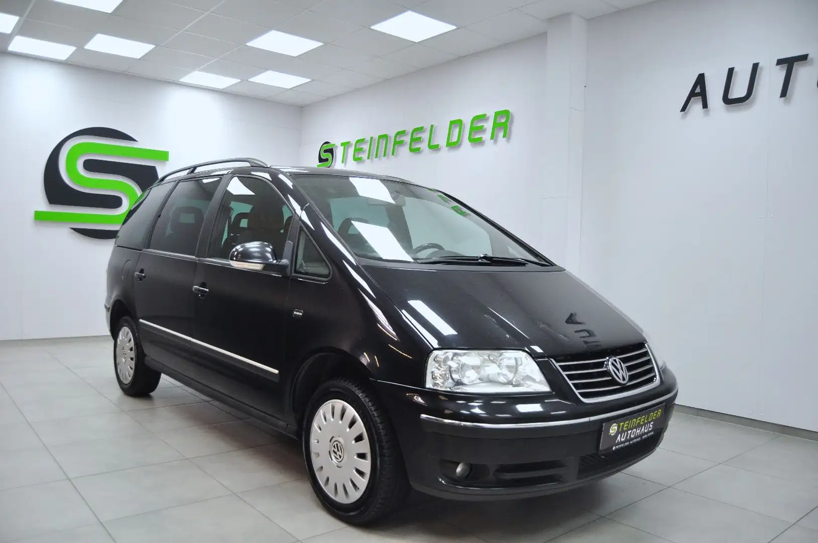 Volkswagen Sharan 2.0TDI Comfortline Schwarz - 1