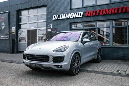 Porsche Cayenne 4.2 D S |Carplay|Luchtvering|Dealer onderhouden|