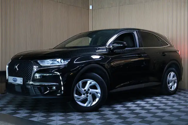 DS Automobiles DS 7 Crossback view 10