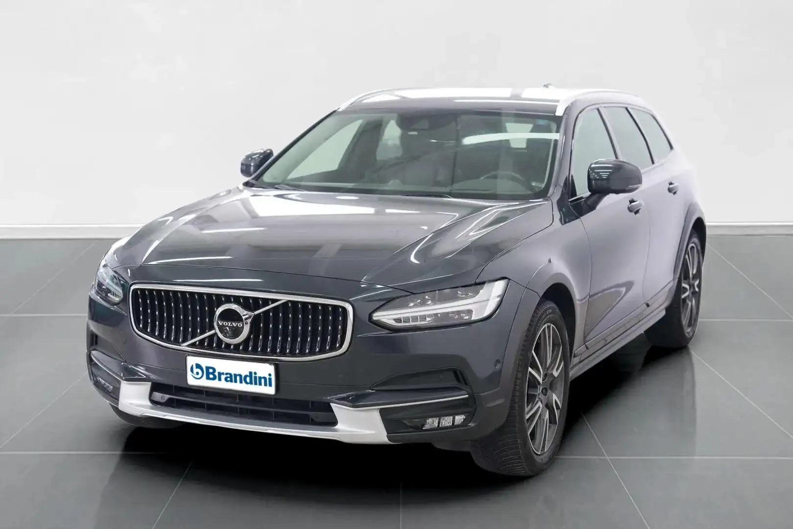 Volvo V90 Cross Country 2.0 D4 Pro Šedá - 1