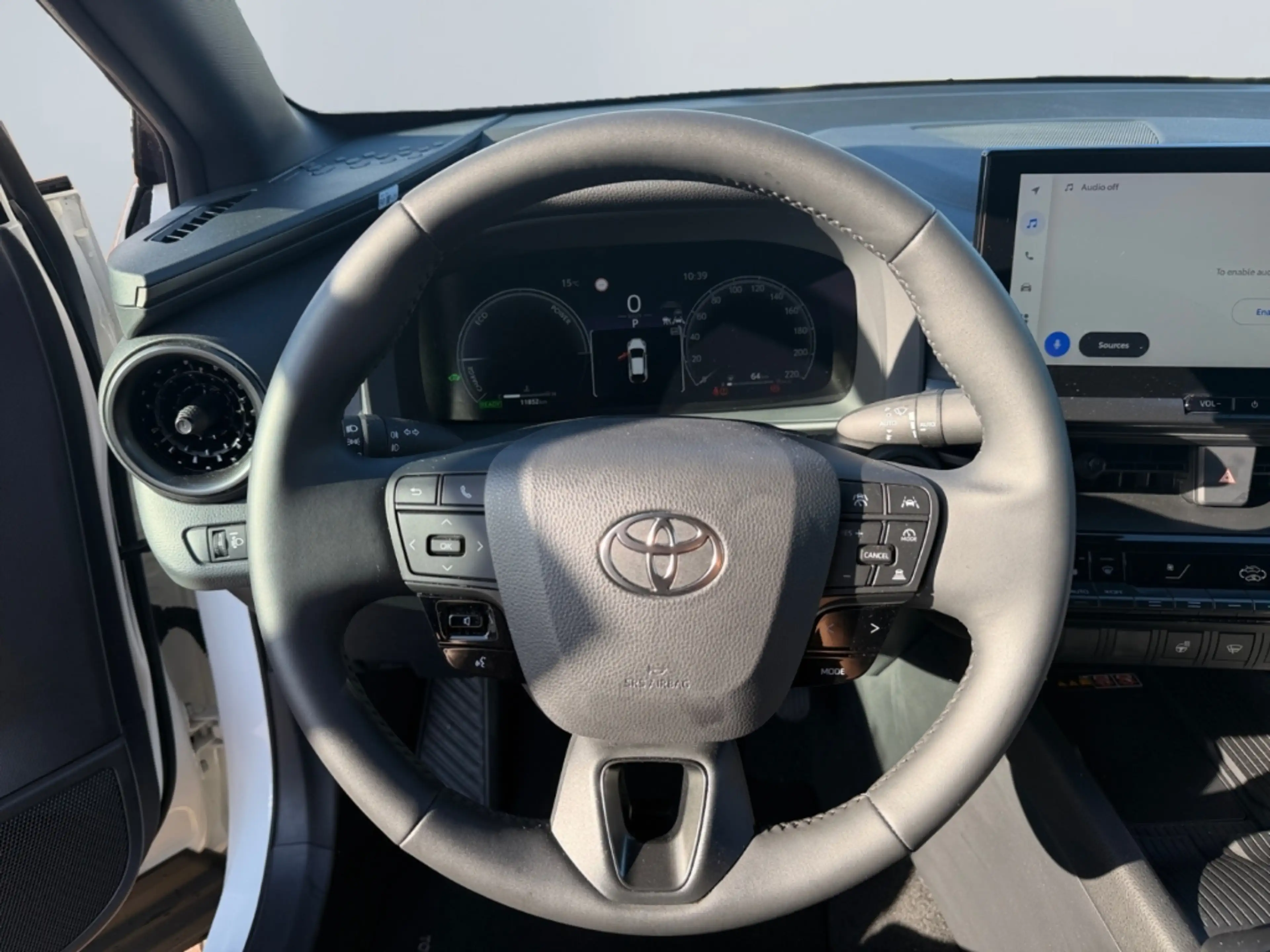 Toyota C-HR 1.8 Hybrid Teamplayer *Technik Paket*CAM*SHZ* — photo 12