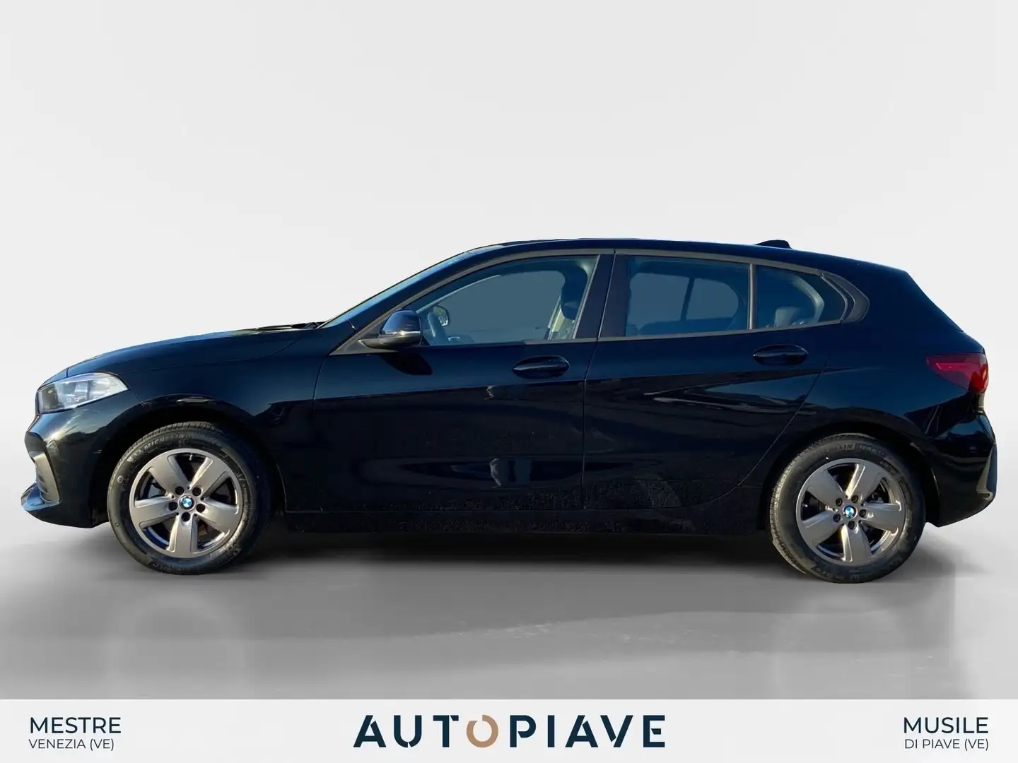 BMW 116 116d 5p. Business Advantage Schwarz - 2