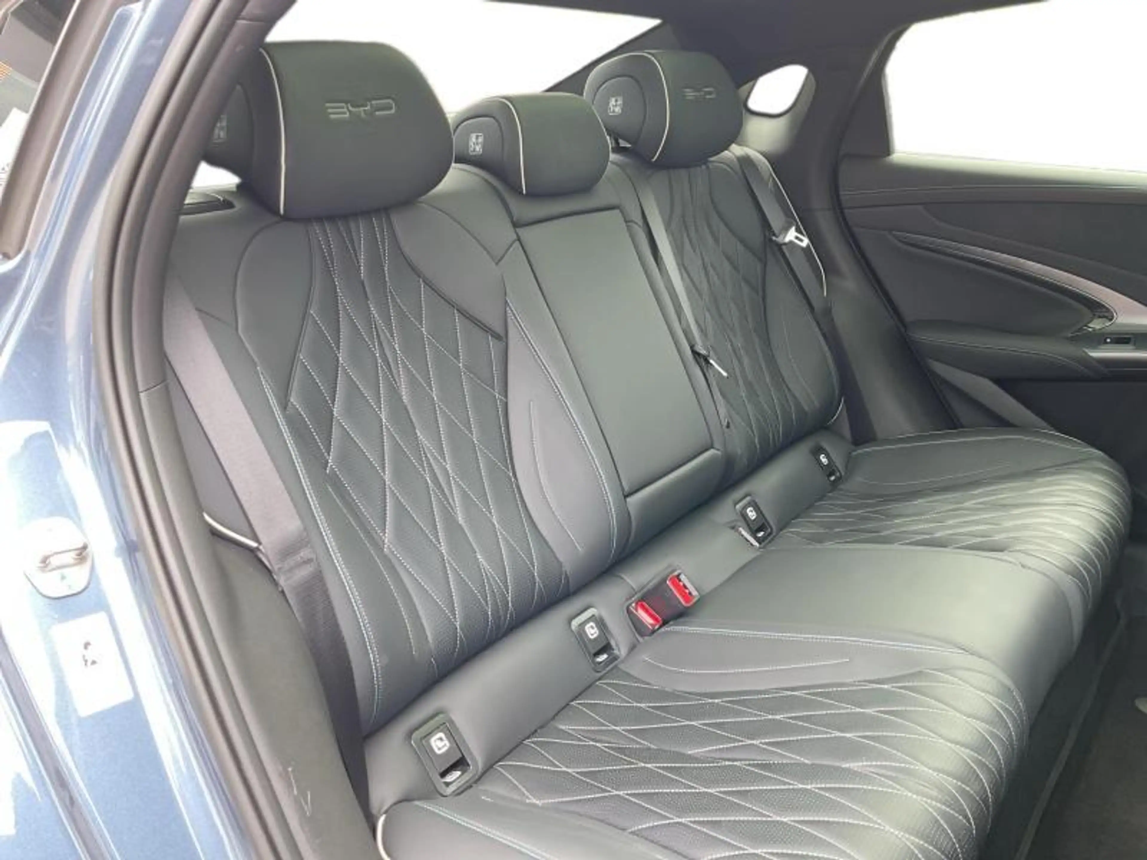 BYD Seal EXCELLENCE — photo 12