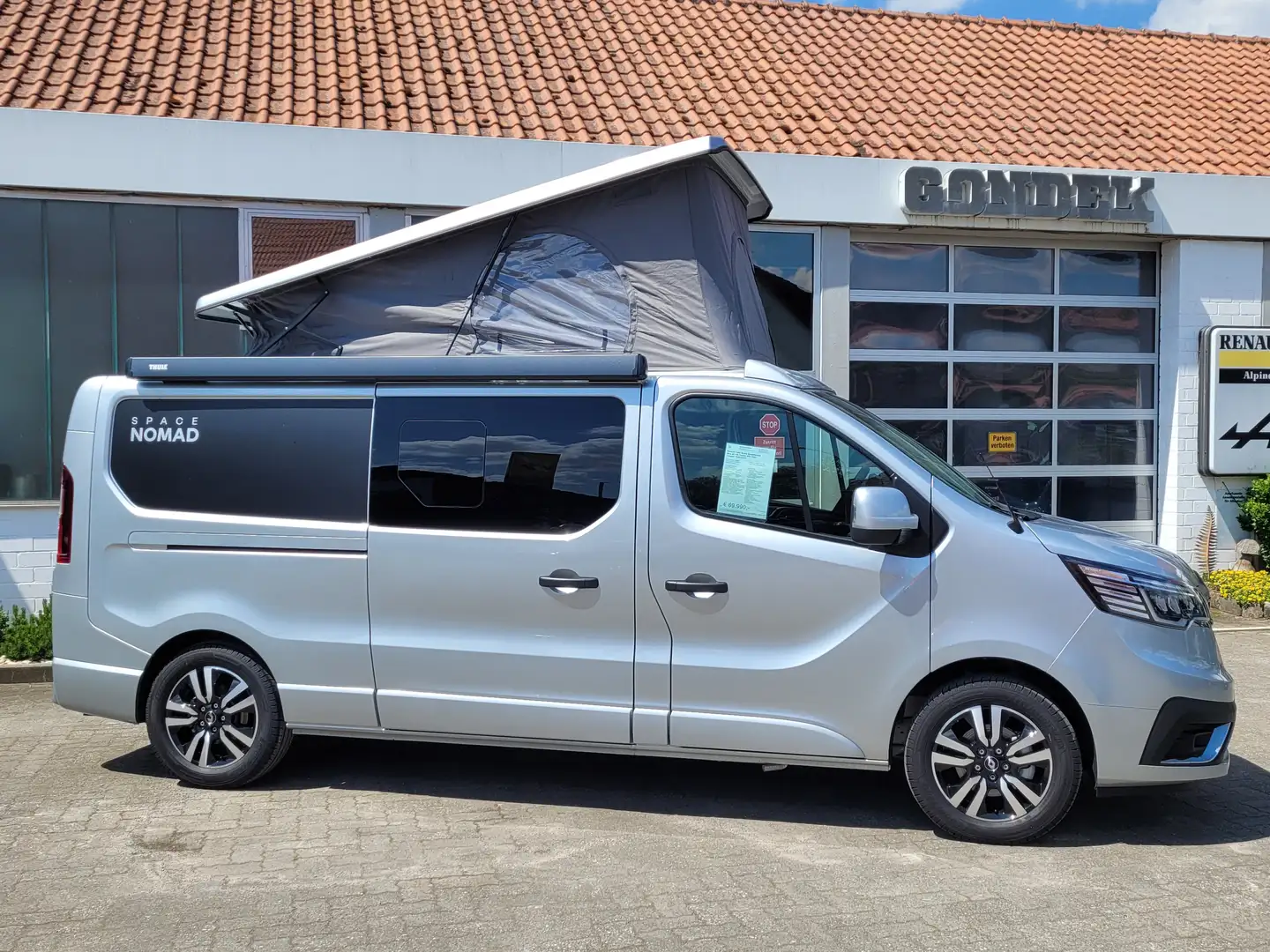 Renault Trafic Grand SpaceNomad Blue dCi 150 Techno Camper Silber - 1