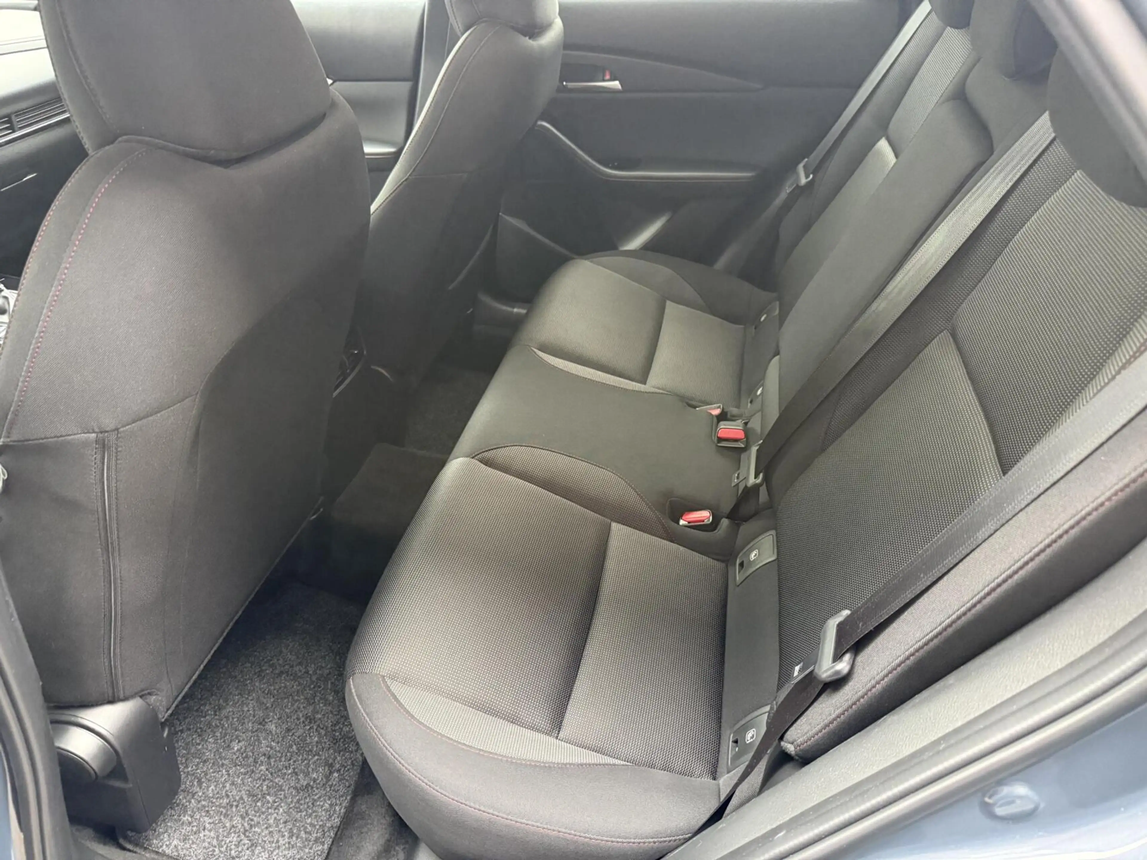 Mazda CX-30 2.0 e-SkyActiv-G M Hybrid Homura TREKHAAK — photo 24