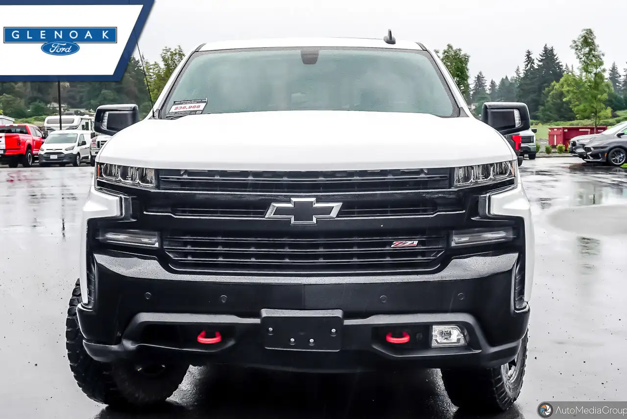 Chevrolet Silverado 1500 снимка Chevrolet Silverado 1500