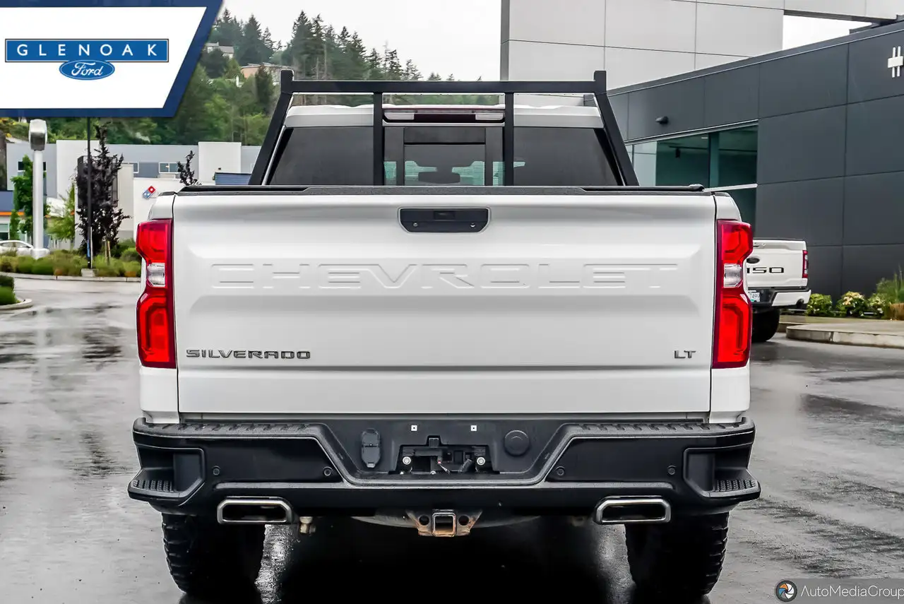 Chevrolet Silverado 1500 снимка Chevrolet Silverado 1500