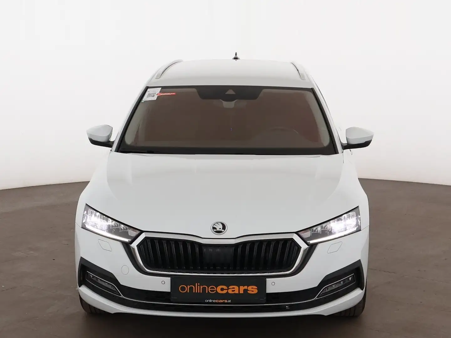 Skoda Octavia Combi 2.0 TDI Ambition LED RADAR NAVI PDC Weiß - 2