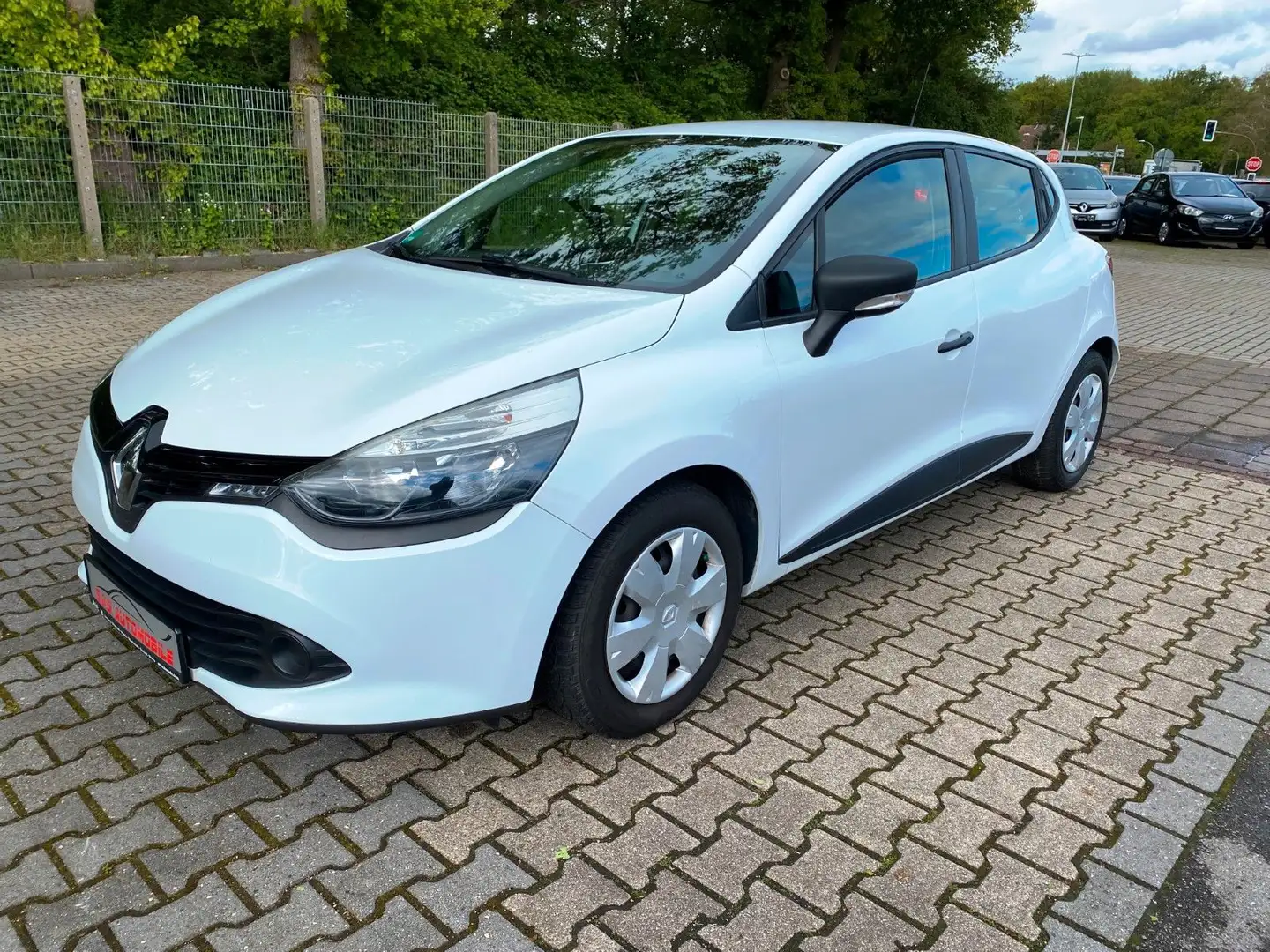 Renault Clio IV Authentique/1Hd./ Zahnriemen gewechselt Weiß - 2