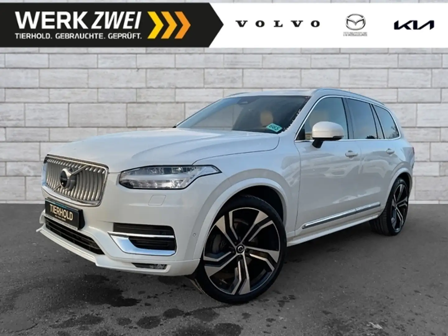 Volvo XC90 B5 Ultimate Bright 7Sitz LUFTFW PANO HUD 22 Weiß - 1