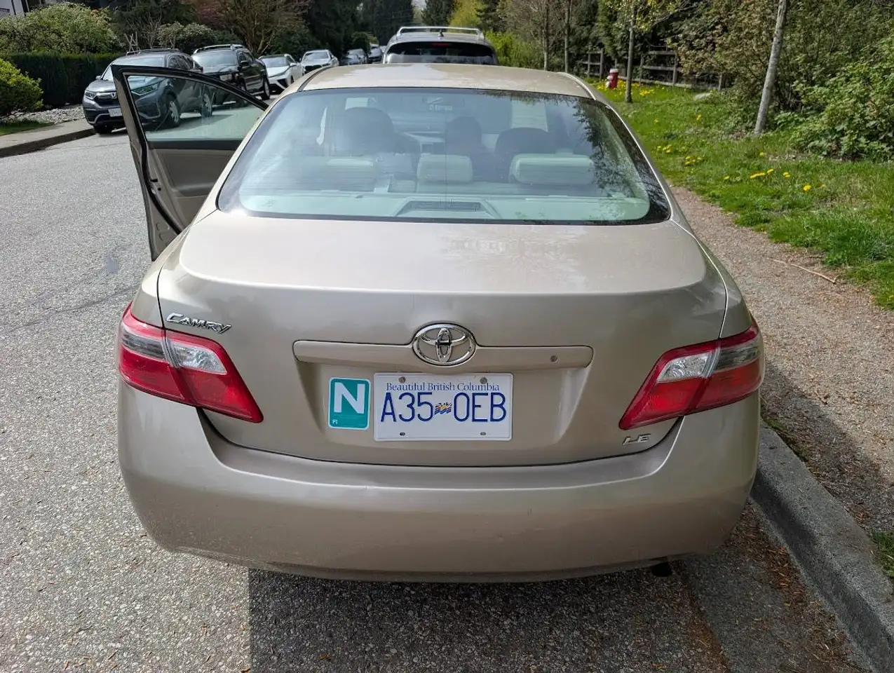 Toyota Camry снимка Toyota Camry