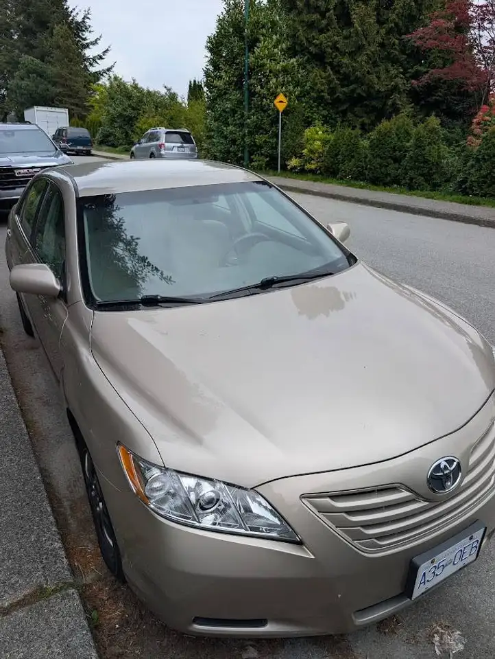 Toyota Camry снимка Toyota Camry