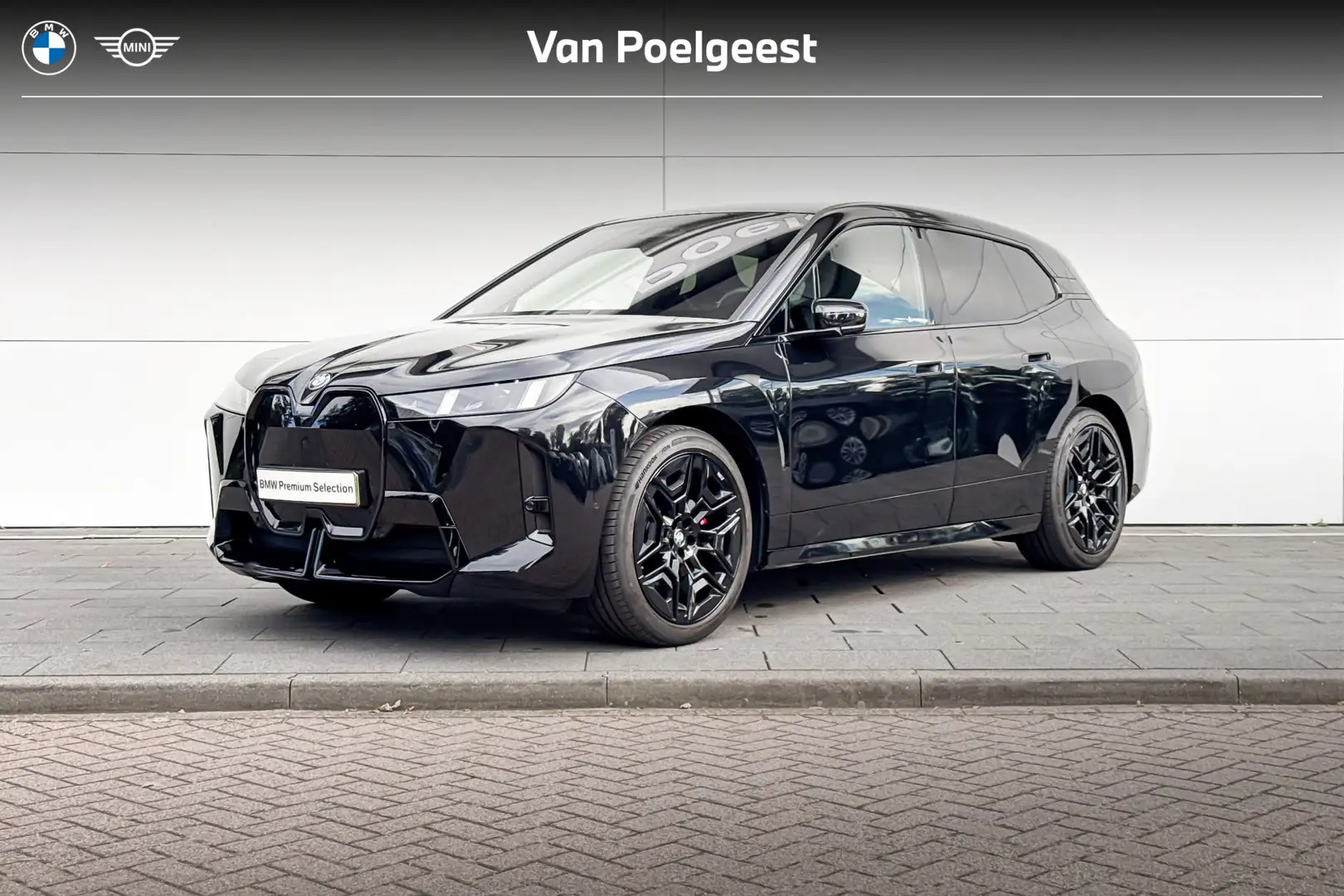 BMW iX xDrive45 101 kWh Noir - 1