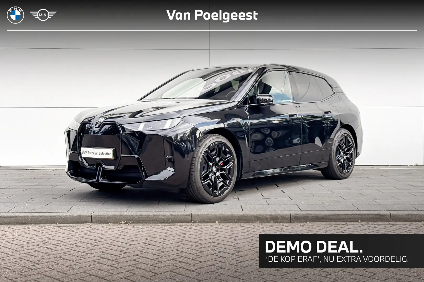BMW iX xDrive45 101 kWh Schwarz - 1