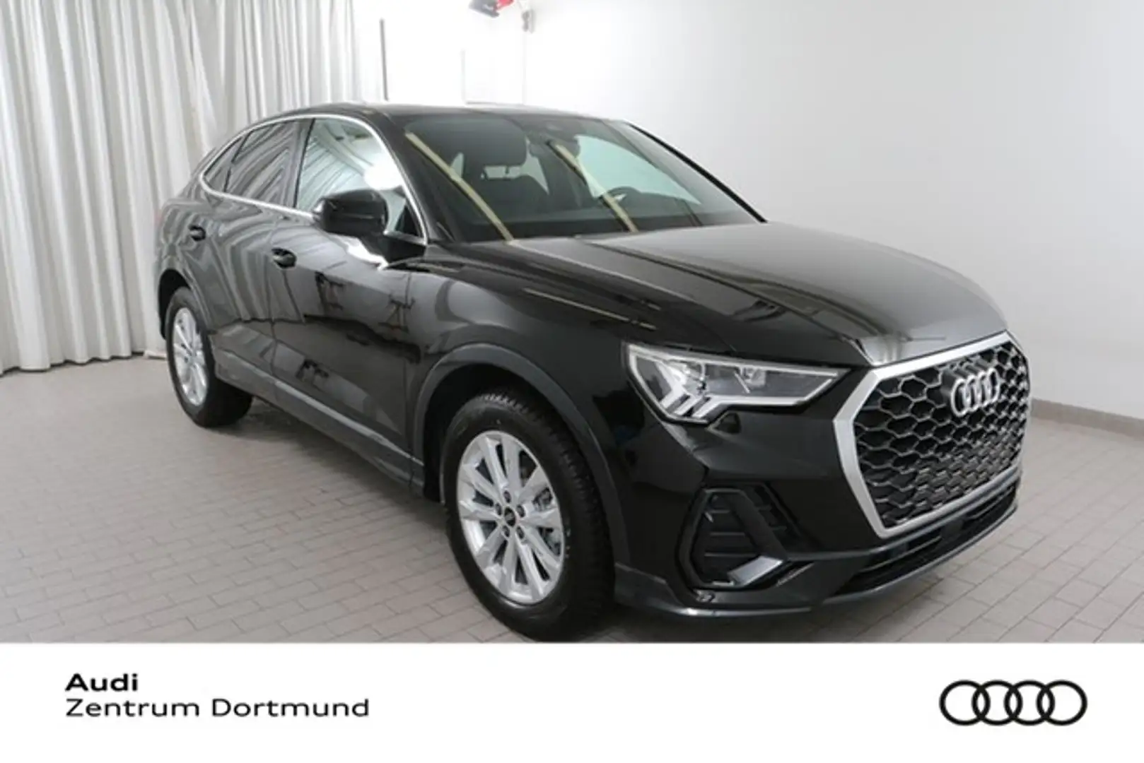 Audi Q3 Sportback 35 KAMERA ALU18 eKLAPPE NAVI+ Schwarz - 1