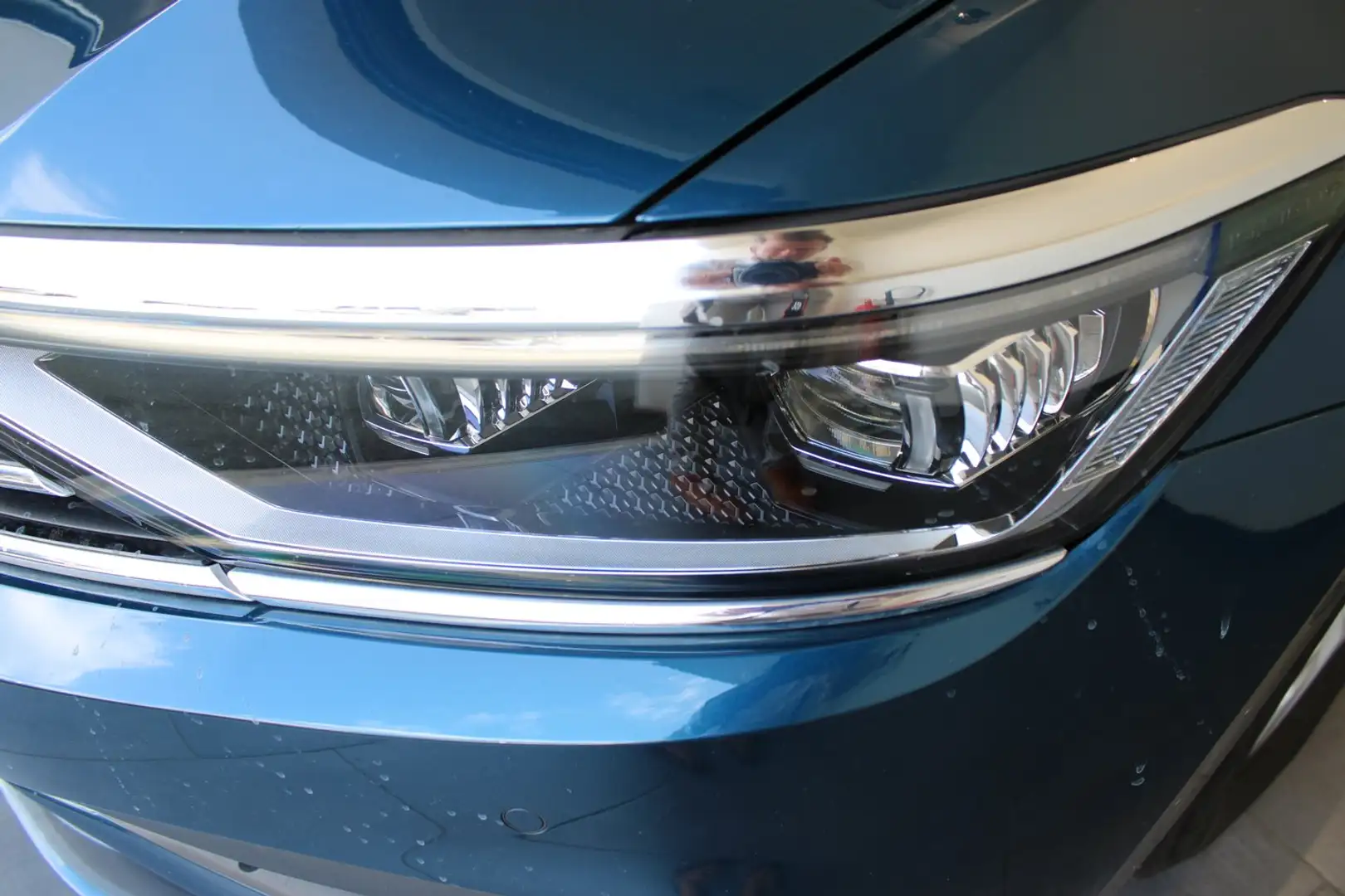 Volkswagen Passat Variant Business TDI SCR DSG Blau - 2