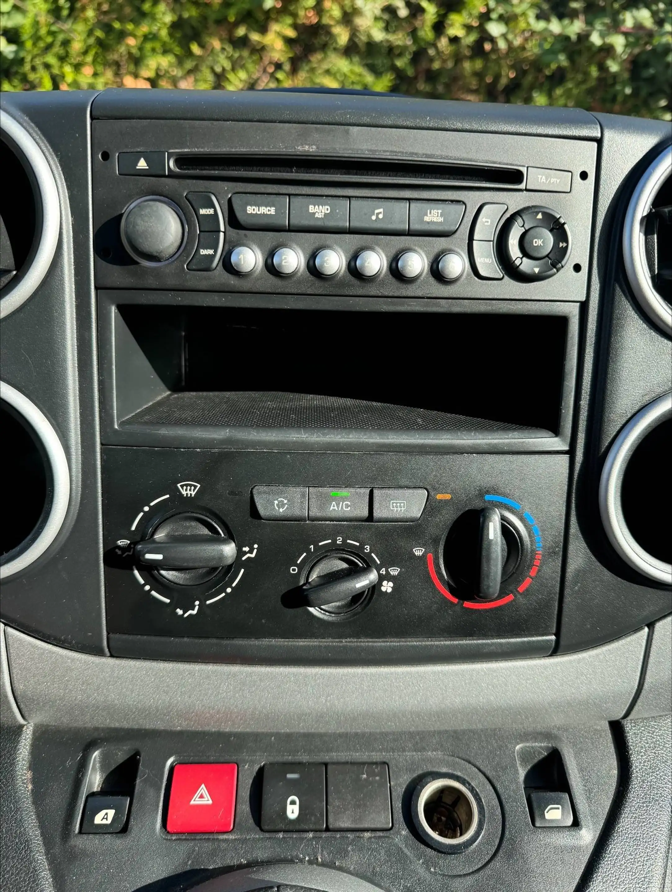 Citroen Berlingo EURO6B AIRCO**GARANTIE 12 MOIS** — photo 10