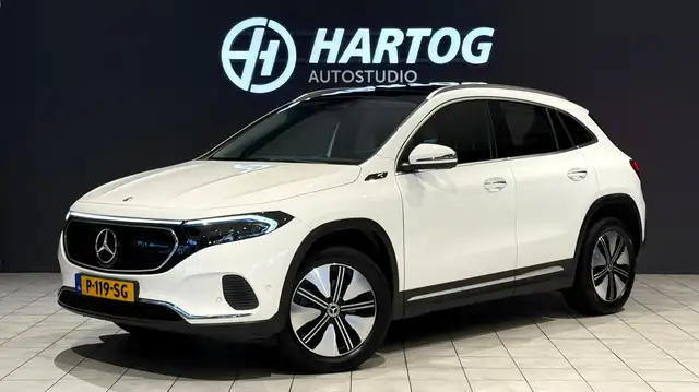 Mercedes-Benz EQA 250 Electric Art 67 kWh + PANO / CAMERA / DODEHOEK / S