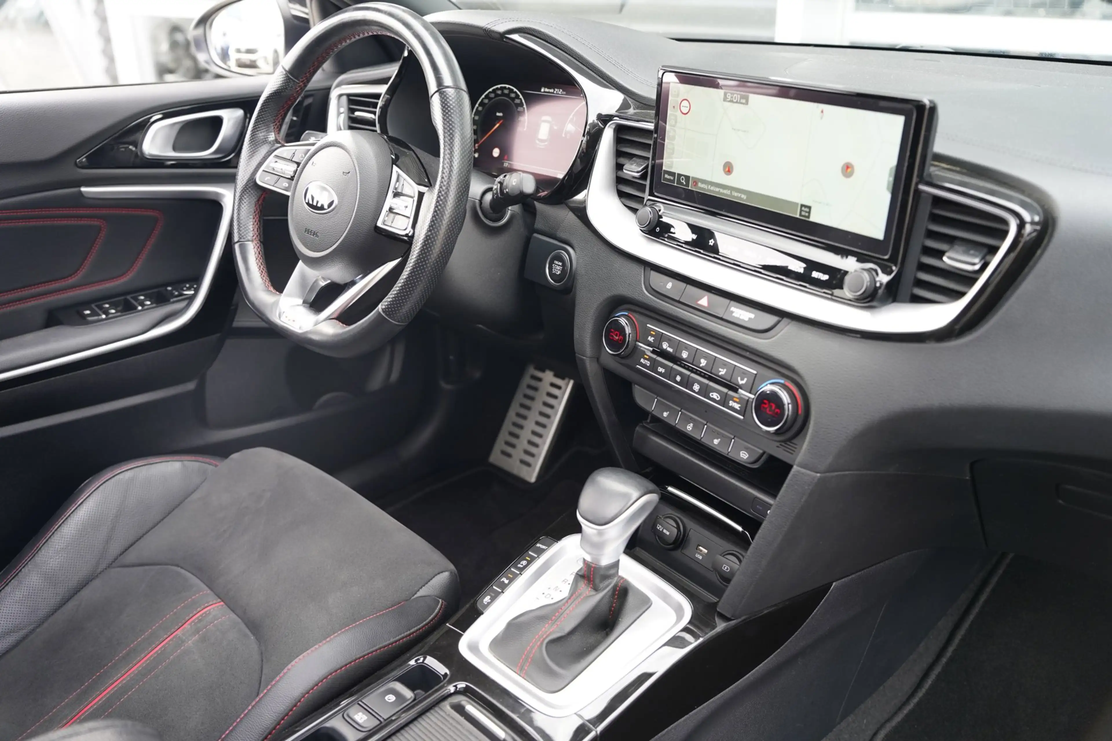 Kia ProCeed / pro_cee'd 1.6 T-GDI GT-Line Pano Trek Virtual Camera Navi — photo 10