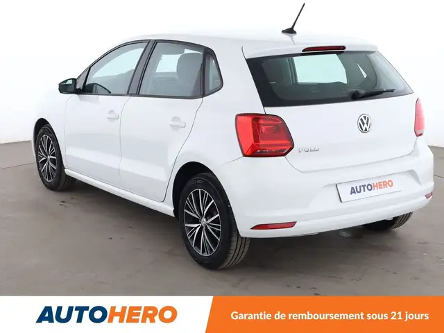 Volkswagen Polo view 4