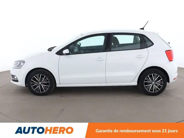 Volkswagen Polo view 3