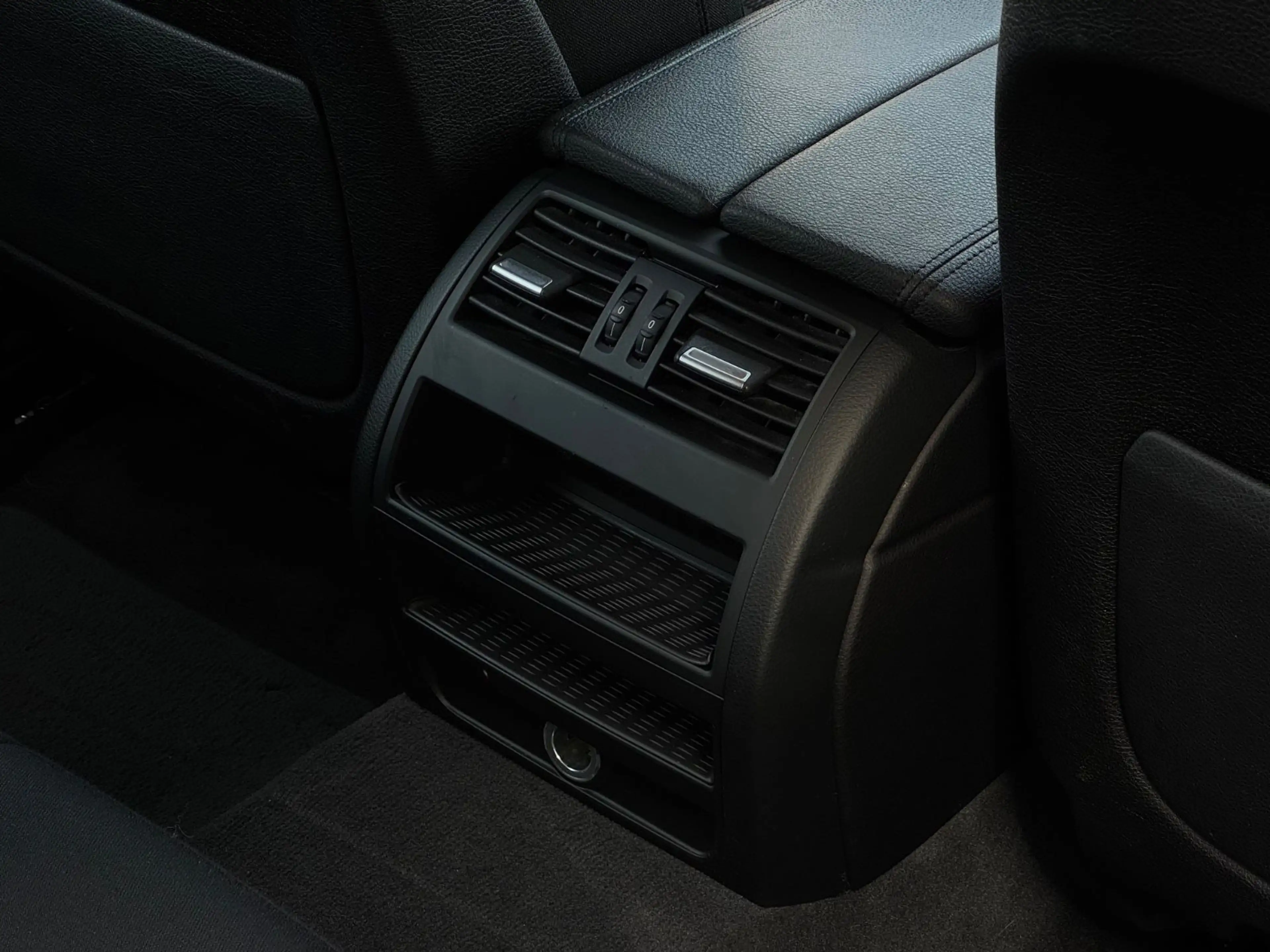 BMW 520 d xDrive*Garantie* — photo 11