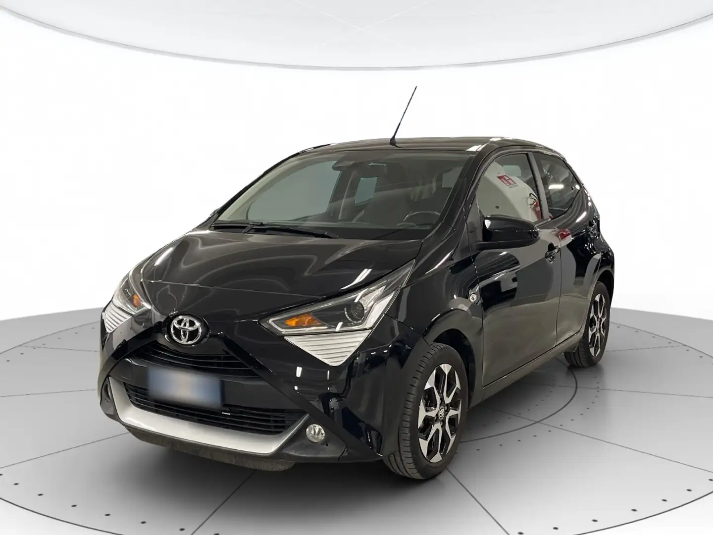 Toyota Aygo 1.0 72cv X-Fun Schwarz - 1