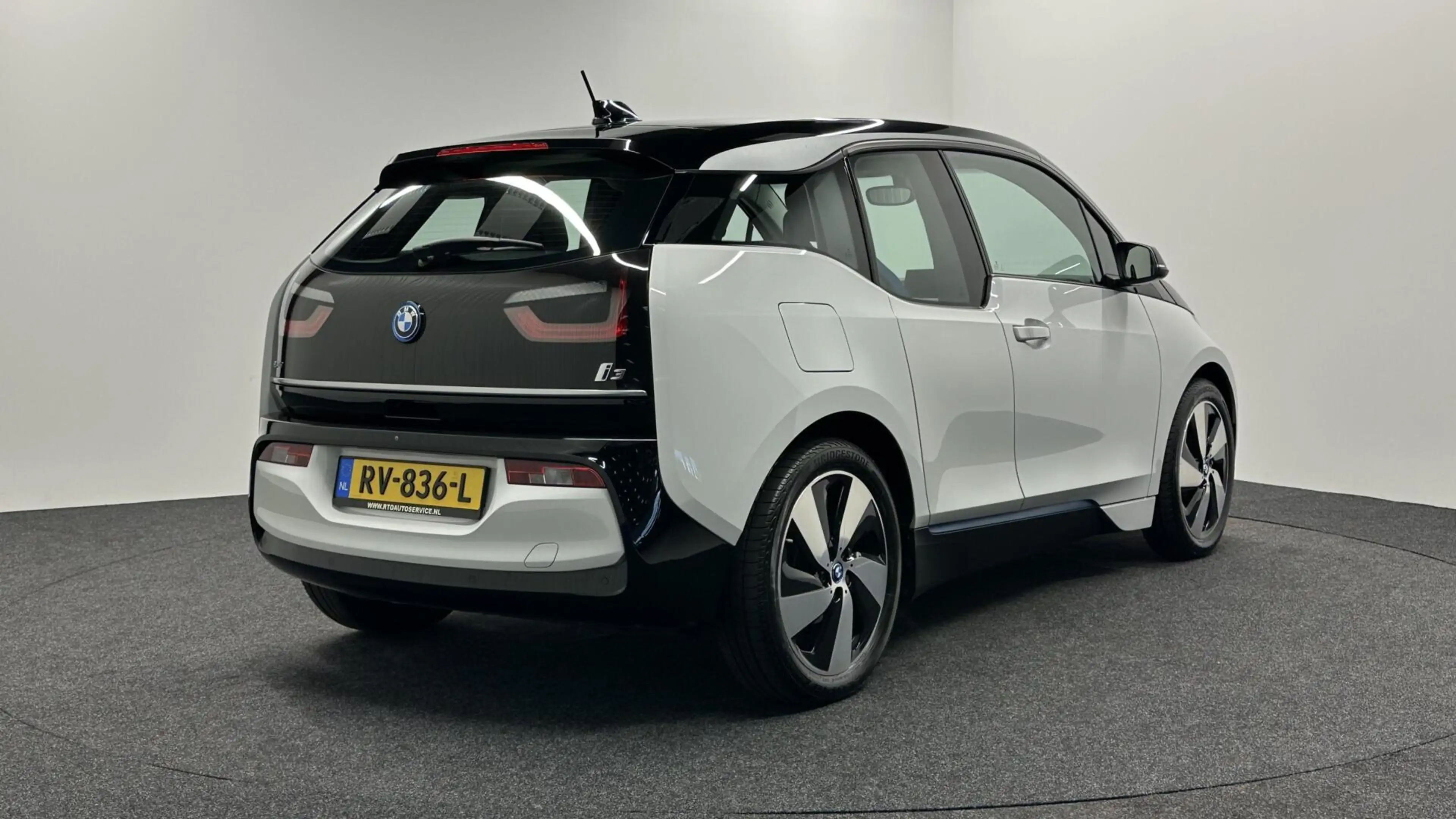 BMW i3 Basis iPerformance 94Ah 33 kWh Soh 87% CAMERA NAVI — photo 5