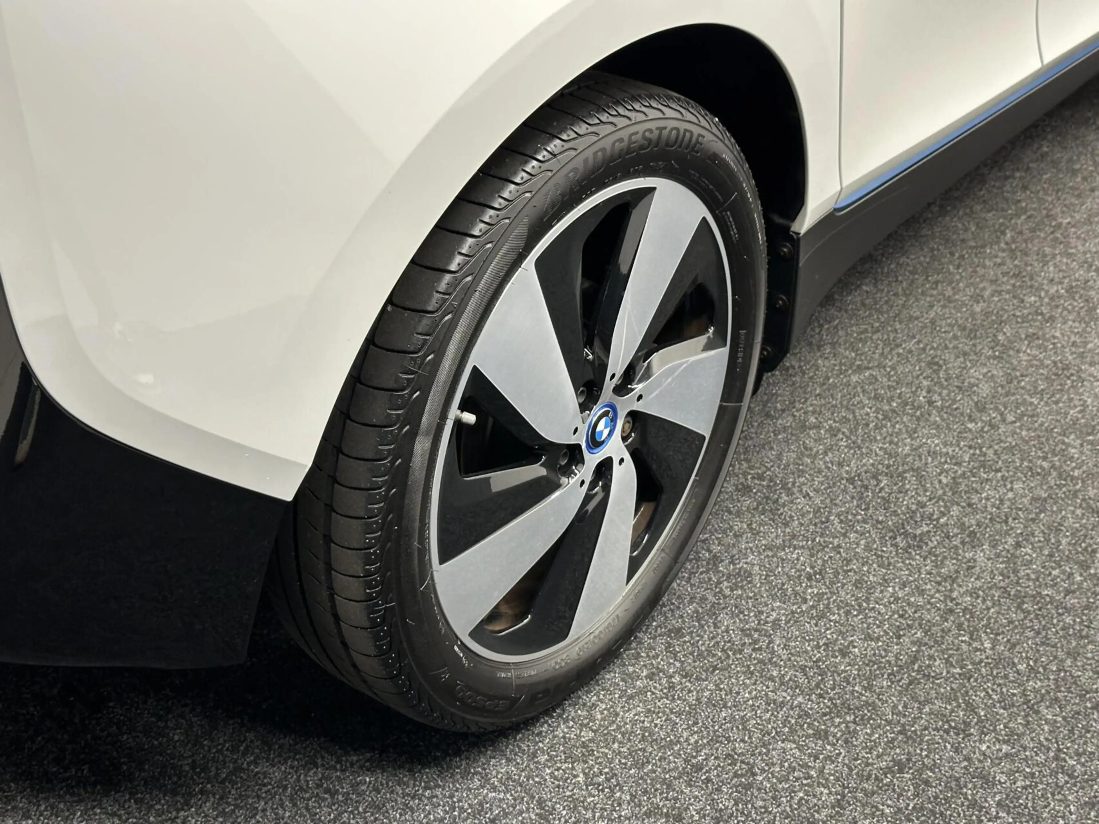 BMW i3 Basis iPerformance 94Ah 33 kWh Soh 87% CAMERA NAVI — photo 11