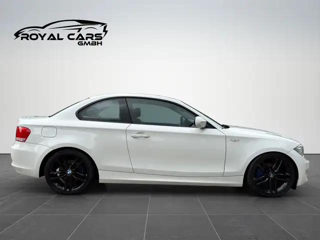 BMW 1 Series view 6