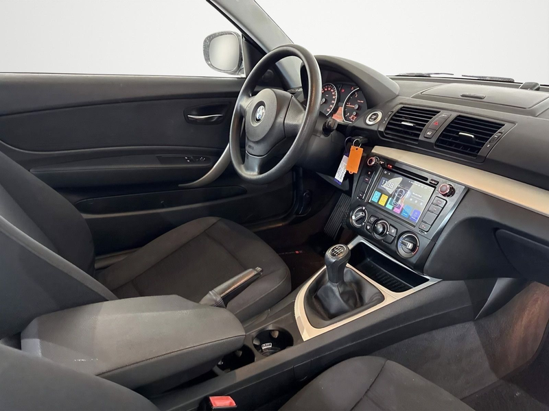 BMW 118 d Coupe NAVI*KLIMA*PDC*ALLWETTER*ANDROID*TOP* — photo 13