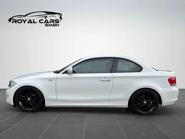 BMW 1 Series view 4