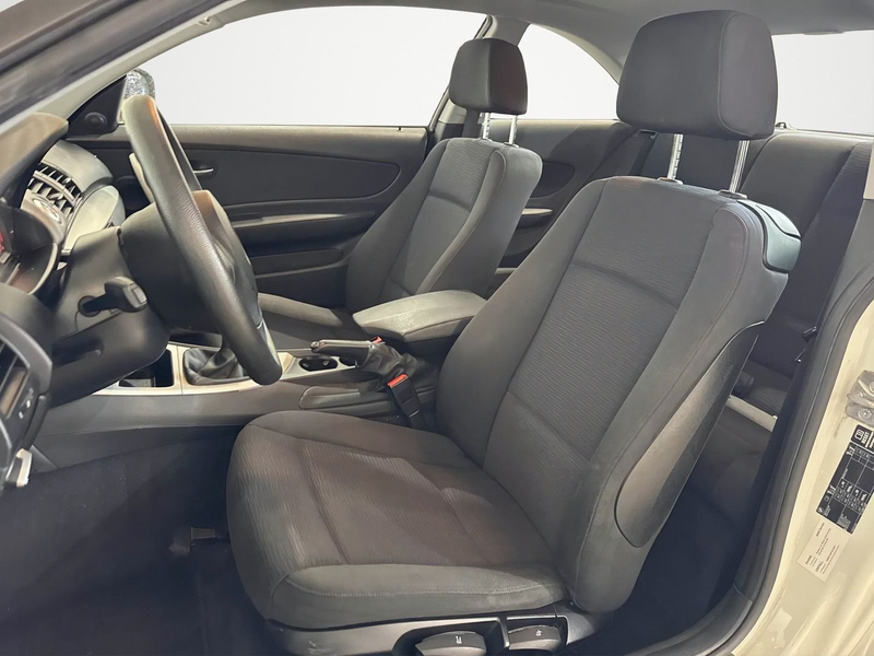 BMW 118 d Coupe NAVI*KLIMA*PDC*ALLWETTER*ANDROID*TOP* — photo 10