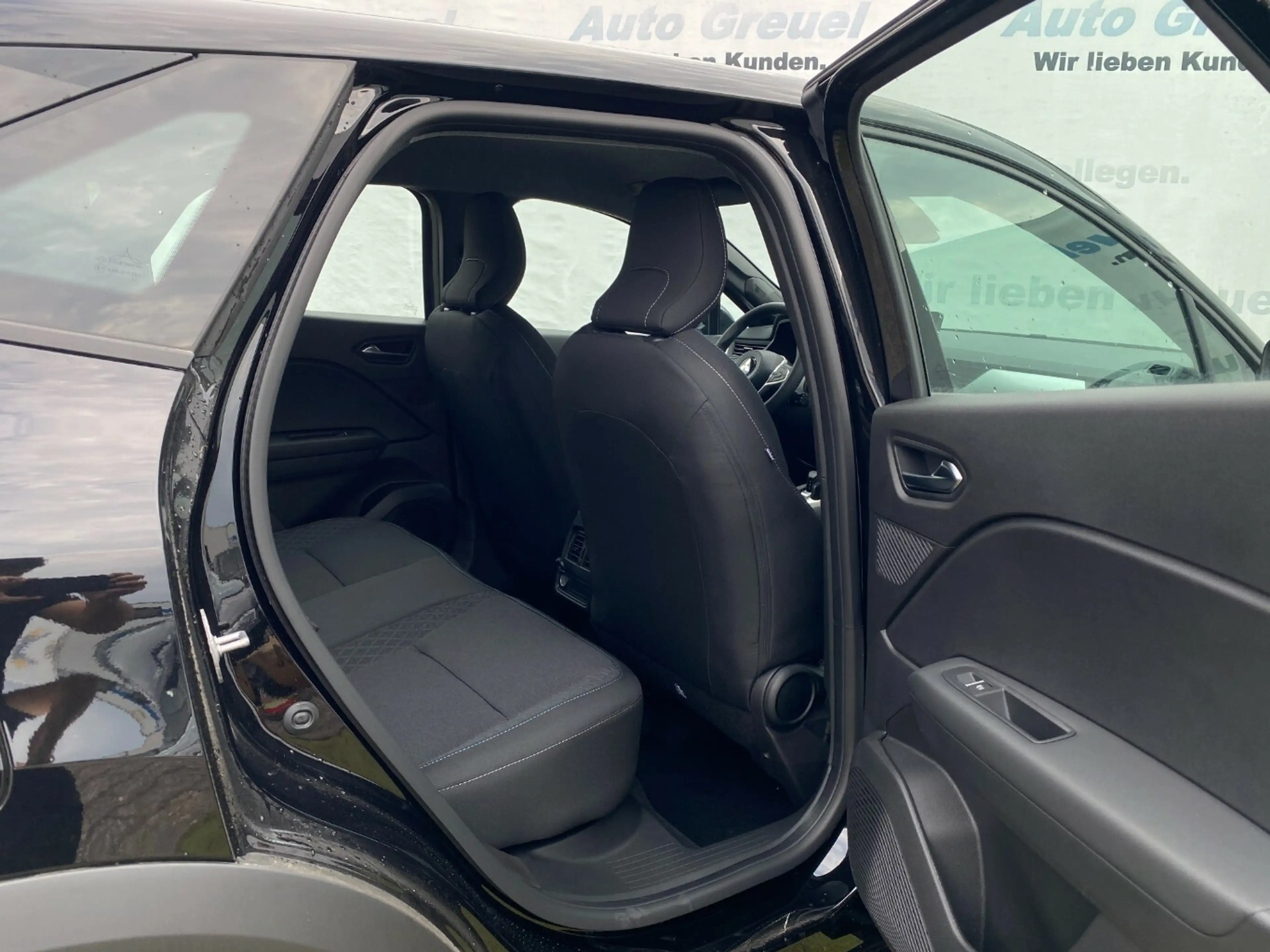 Mitsubishi Grandis 1.3 MHEV 103 kW Diamant PLUS — photo 6