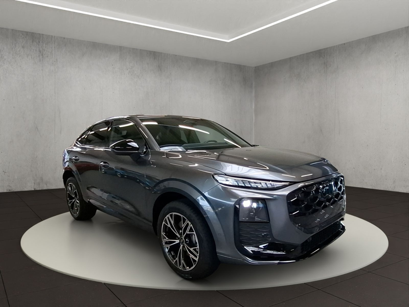 Audi Q3 e-hybrid 200 kW S tron ic — photo 8