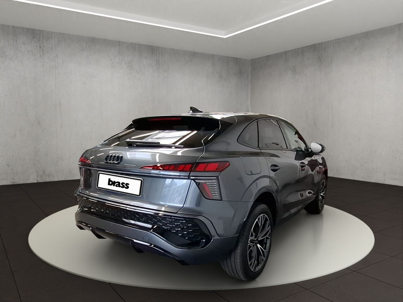Audi Q3 e-hybrid 200 kW S tron ic — photo 6