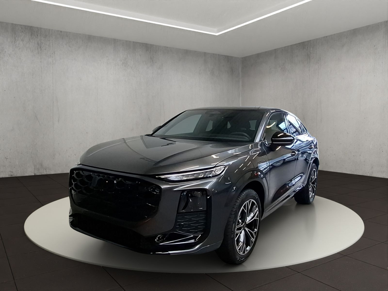 Audi Q3 e-hybrid 200 kW S tron ic — photo 2