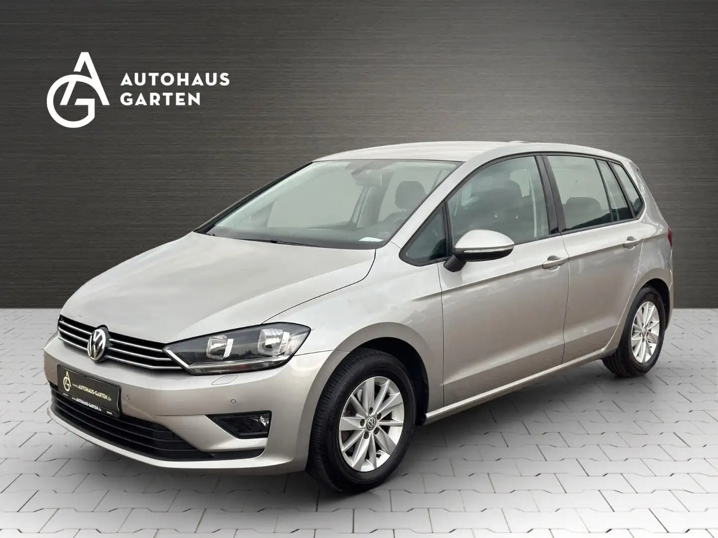 Volkswagen Golf Sportsvan 1.2TSI 2.Hand PDC SHZ Scheckheft Silber - 1