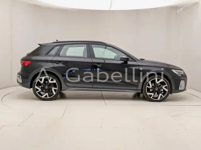Audi A3 view 3