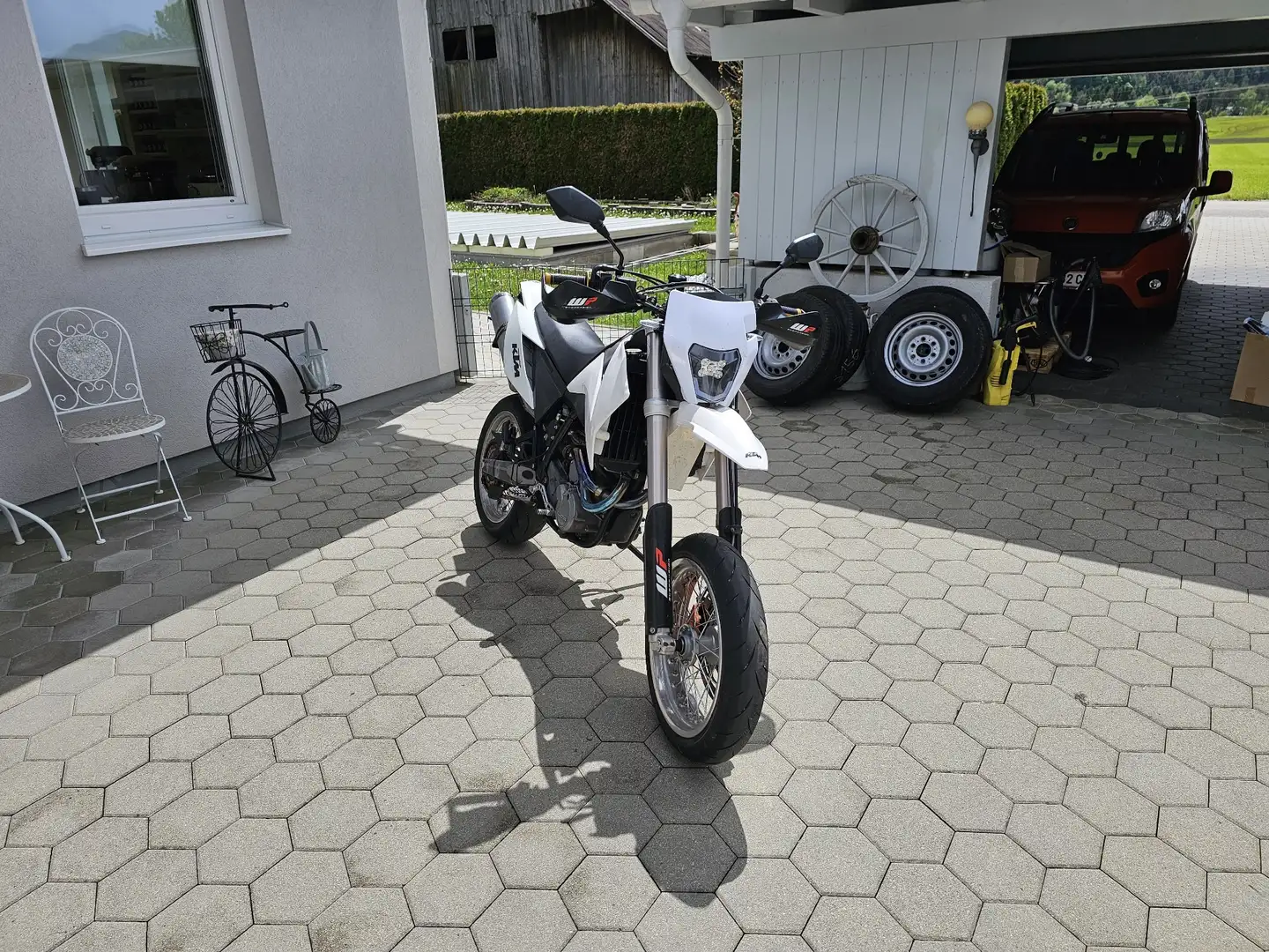 KTM 640 LC 4 Alb - 1