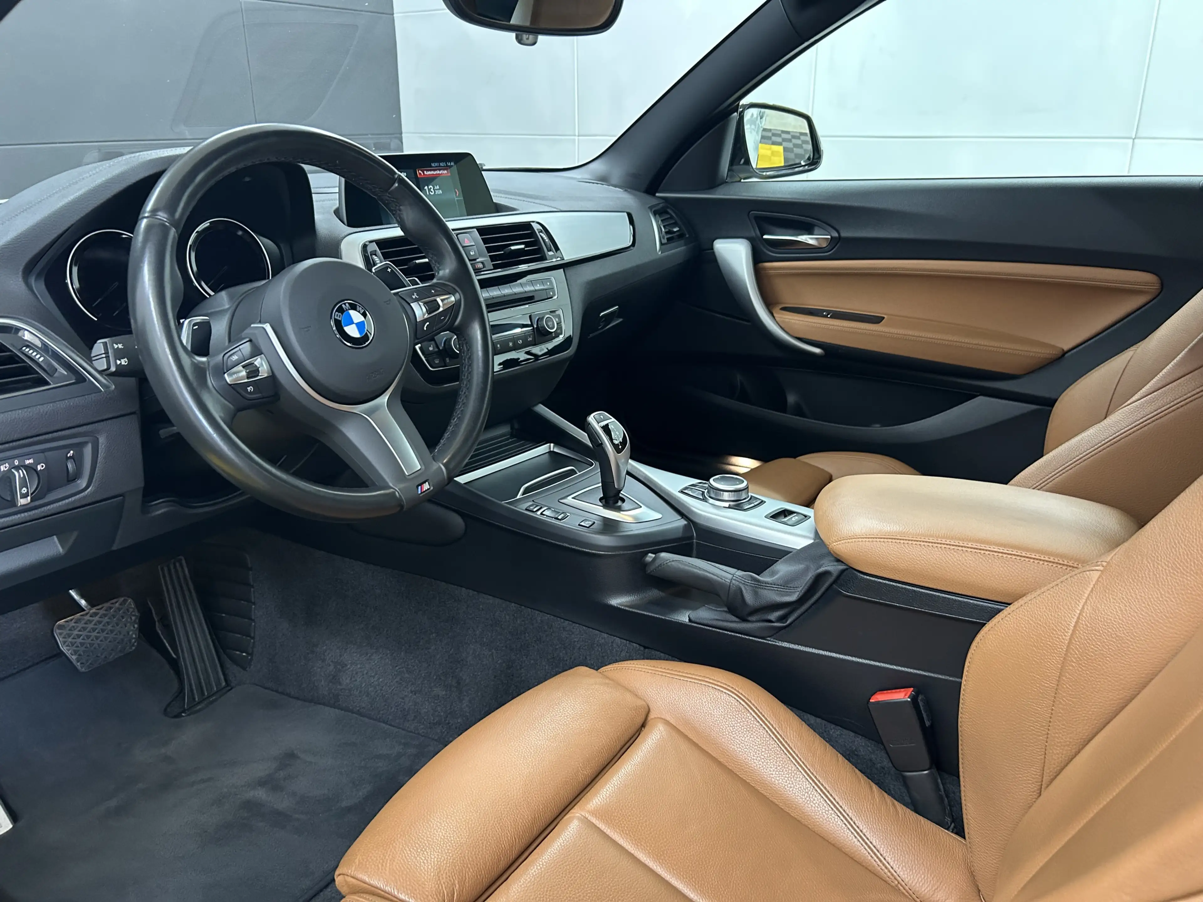 BMW 220 i M Sport+Leder+LED+PDC+SHZ+TEMP+USB+Navi — photo 8